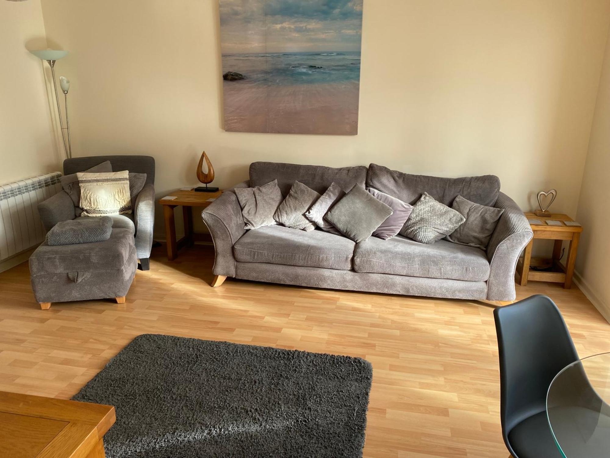 River Courtyard Apartment In The Heart Of Stneots 圣尼奥特 外观 照片